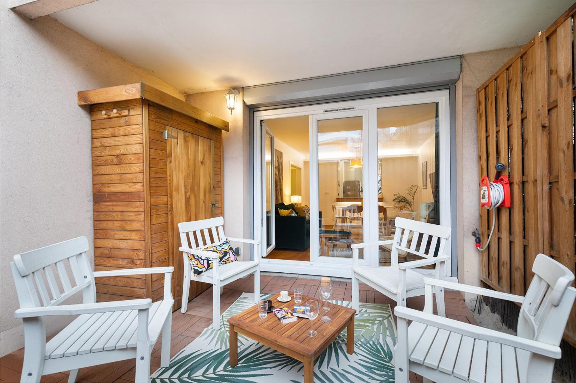 Cosy'n Paris - Parking Secure - Metro 14 - Wifi - Terrace - Premium Bedding Appartement