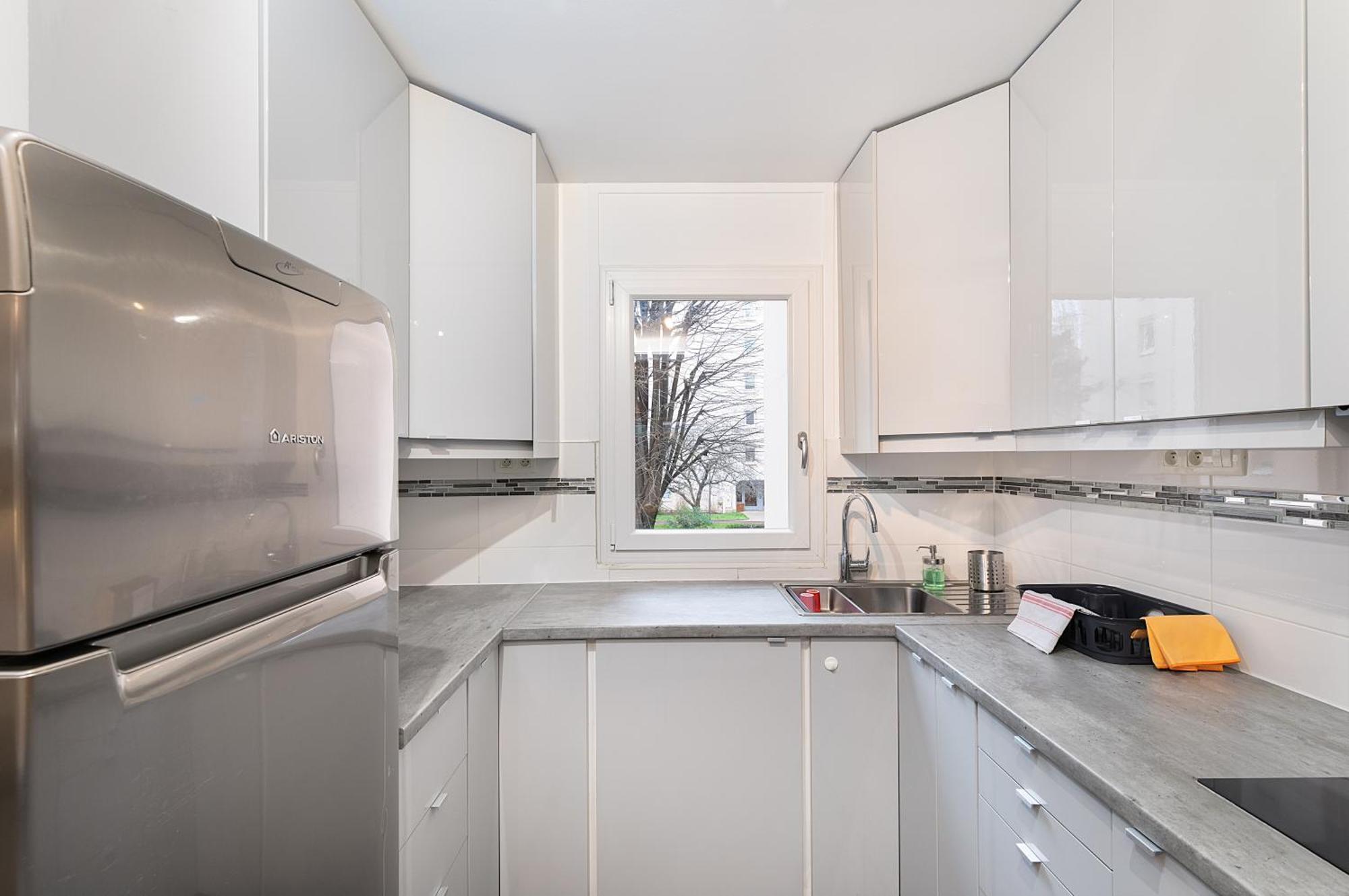 Appartement Cosy'n Paris - Parking Secure - Metro 14 - Wifi - Terrace - Premium Bedding