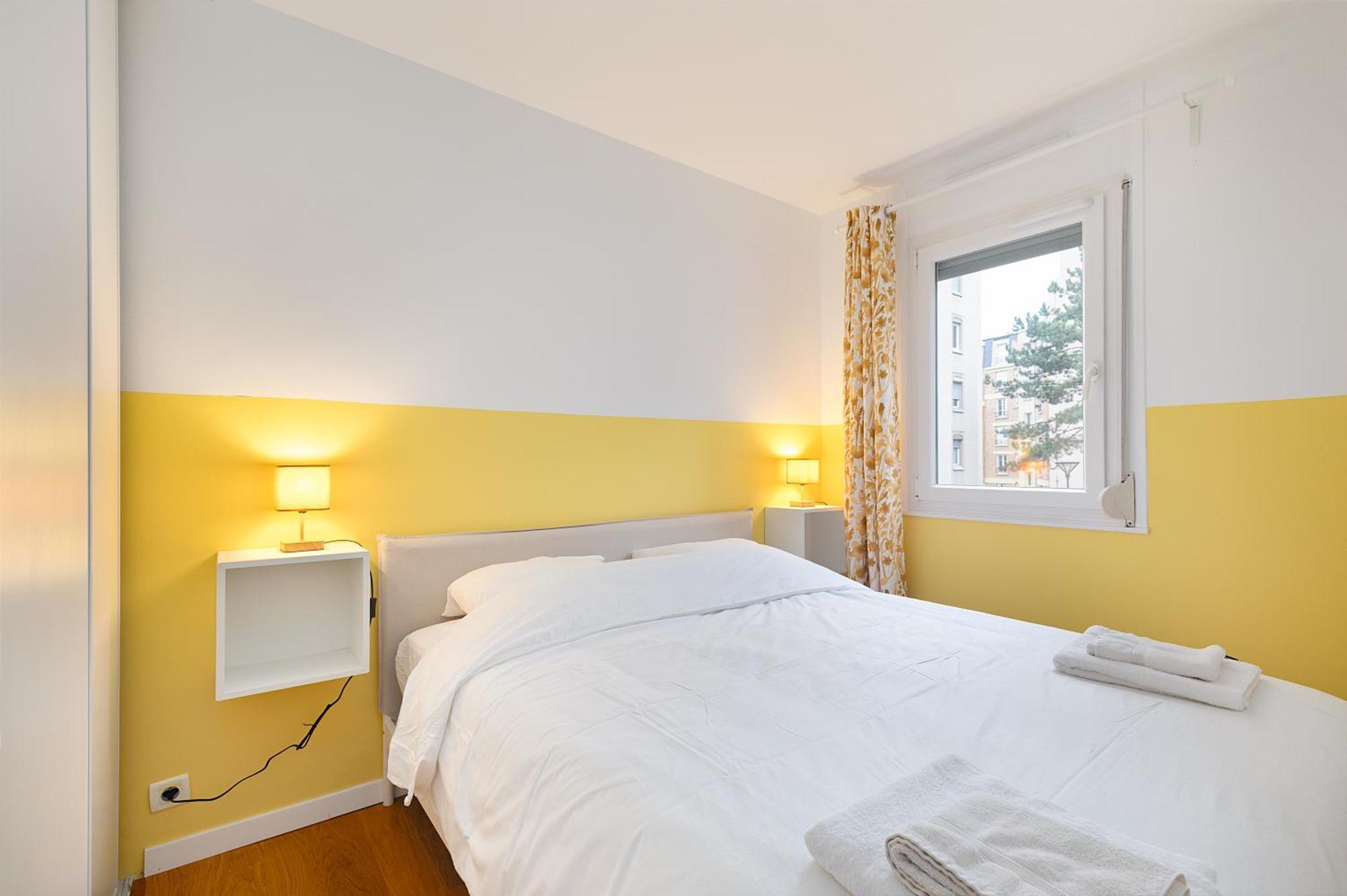 Cosy'n Paris - Parking Secure - Metro 14 - Wifi - Terrace - Premium Bedding *